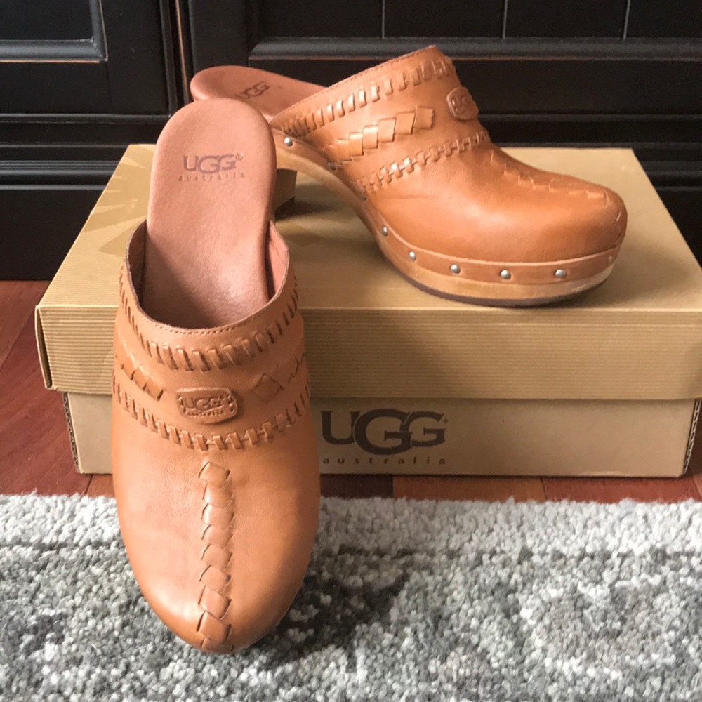 Ugg Slip on mule shoes